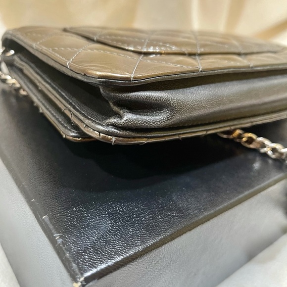 ❌SOLD❌💯Authentic Chanel Wallet on Chain WOC Green - Picture 7 of 15